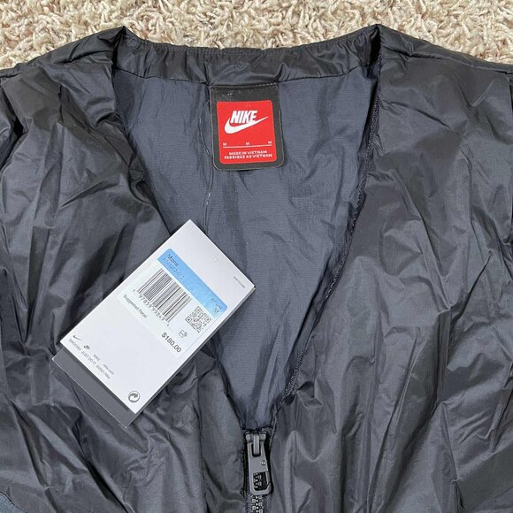 NEW Nike Tech Men’s Lightweight Nylon Woven Vest Black HM4262-010, Size M - Picture 4 of 15